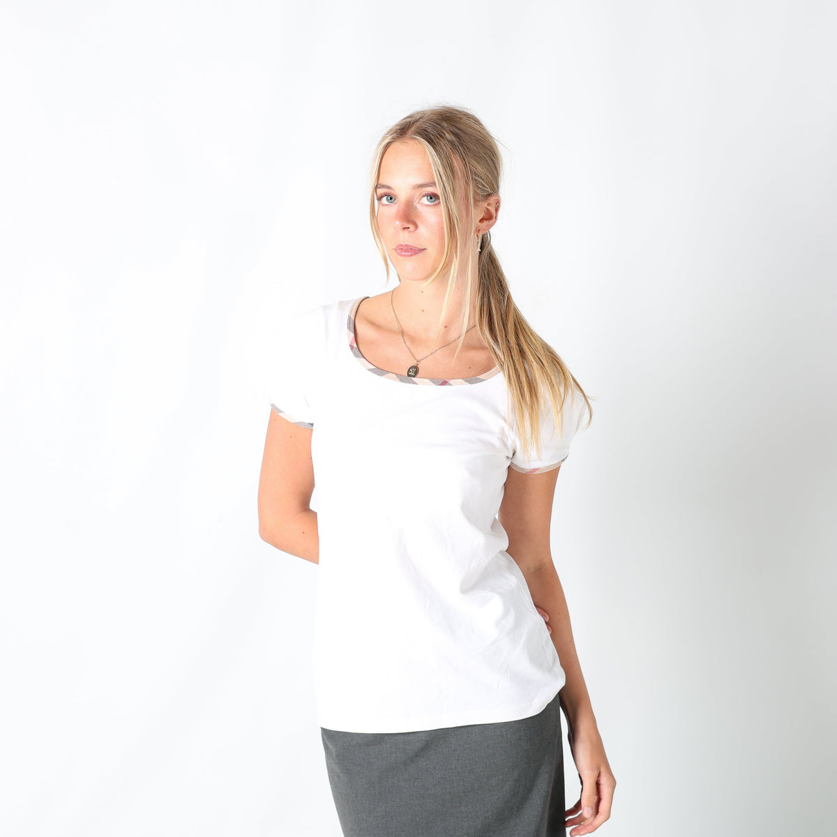 White 90s Burberry T-shirt (M)