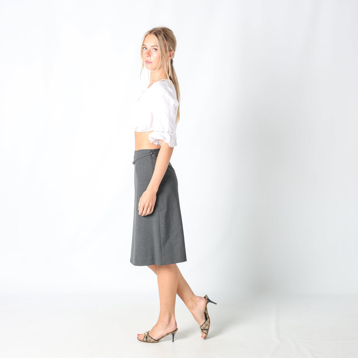 Charcoal Grey Y2K Moschino Formal Skirt Belt Detail (6)