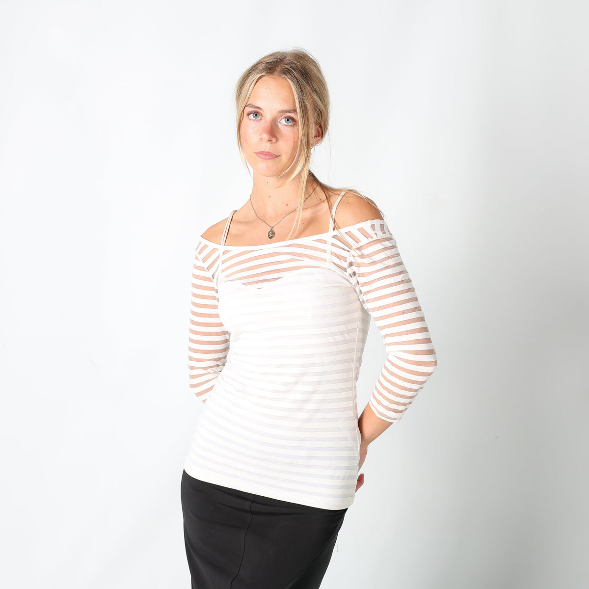 Cream Y2K Guess Jeans Cami (S)