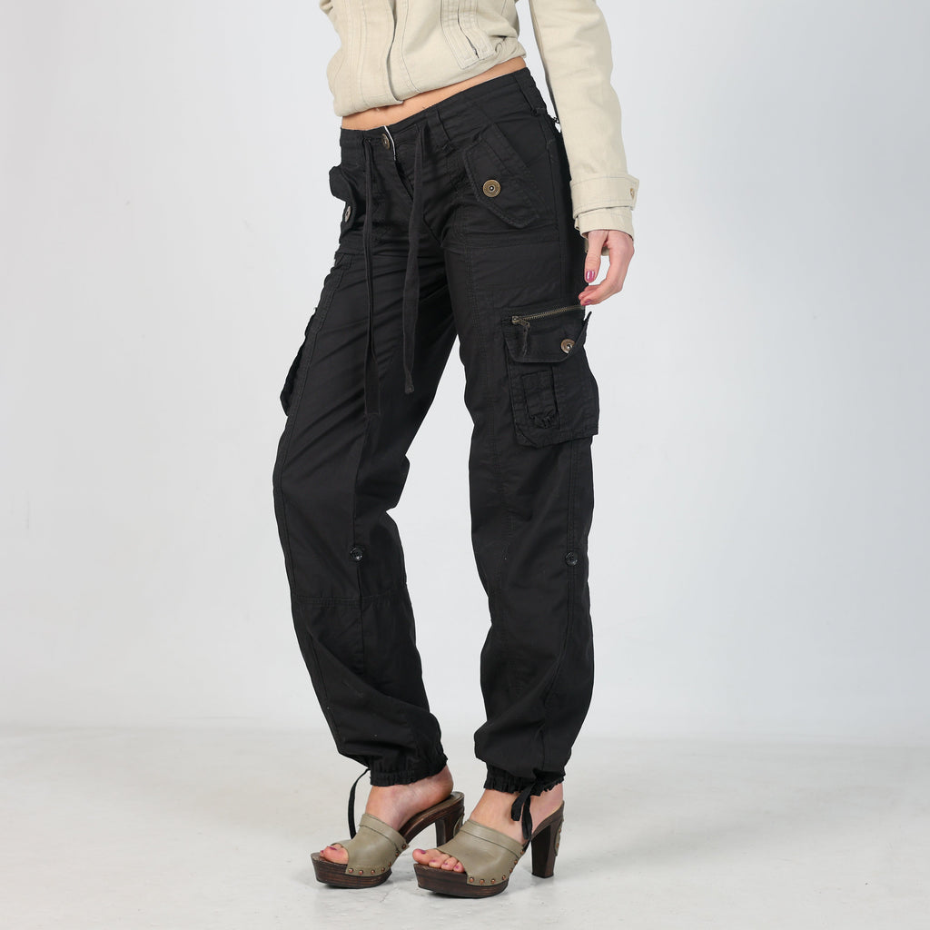 Black Y2K Excellent Cargo Pants (XS)