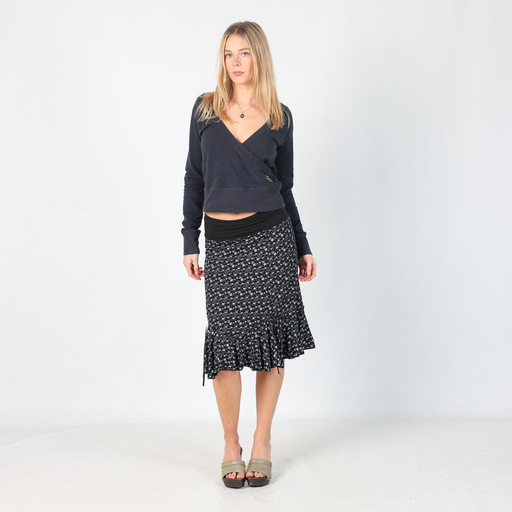 Black Y2K Woven Midi Skirt (XS)
