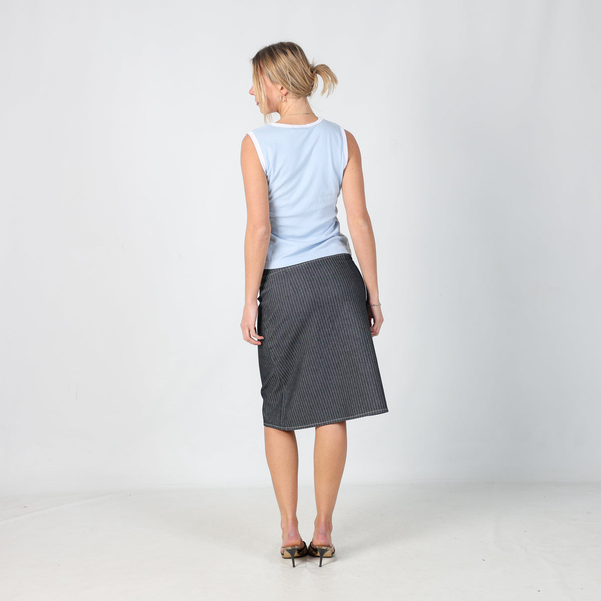 Blue Y2K Denny Rose Denim Midi Skirt (L)