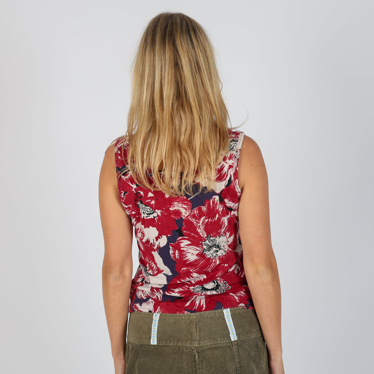 Red Y2K Street One Cami Floral (M)