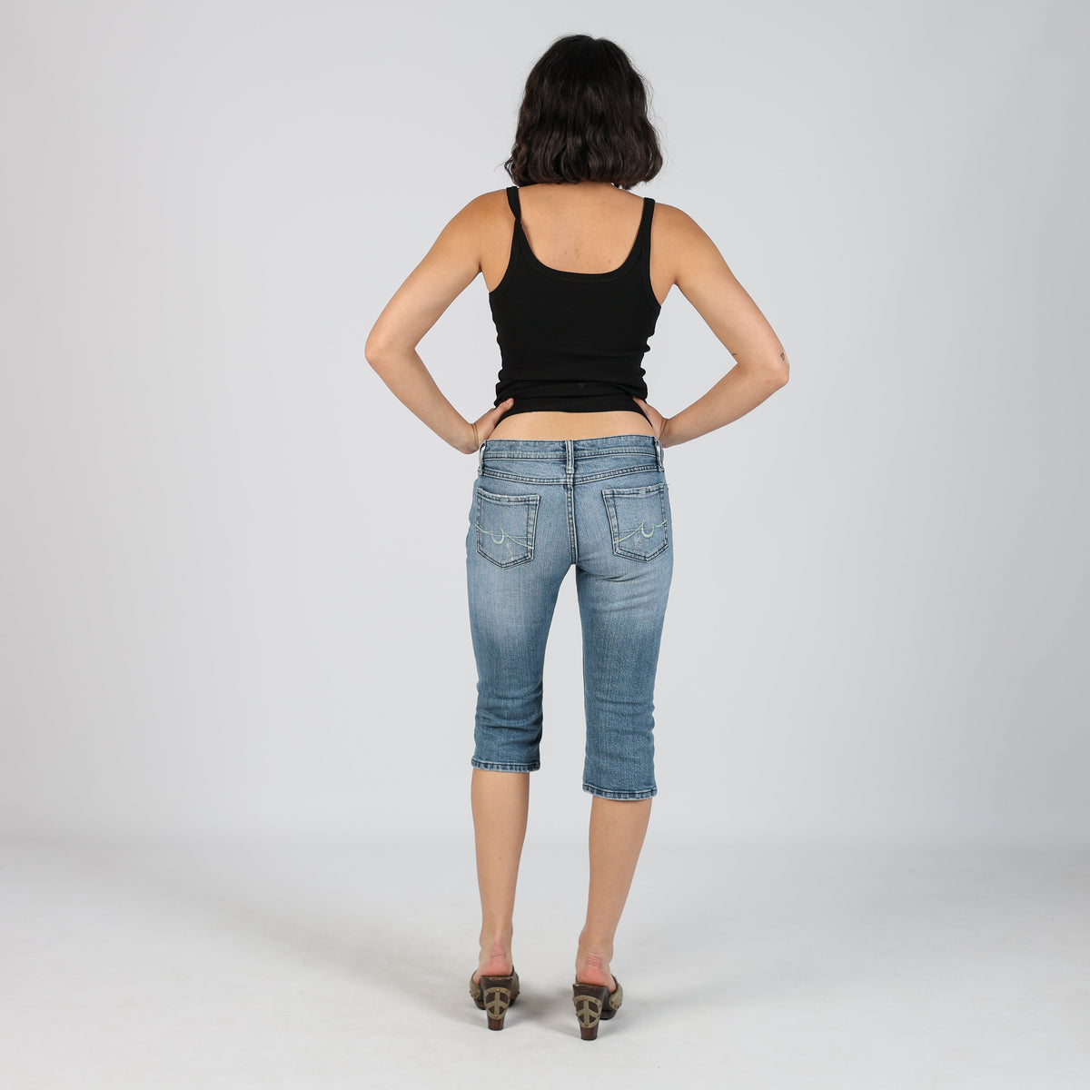 Light Blue Y2K 3/4 Jeans (XS)