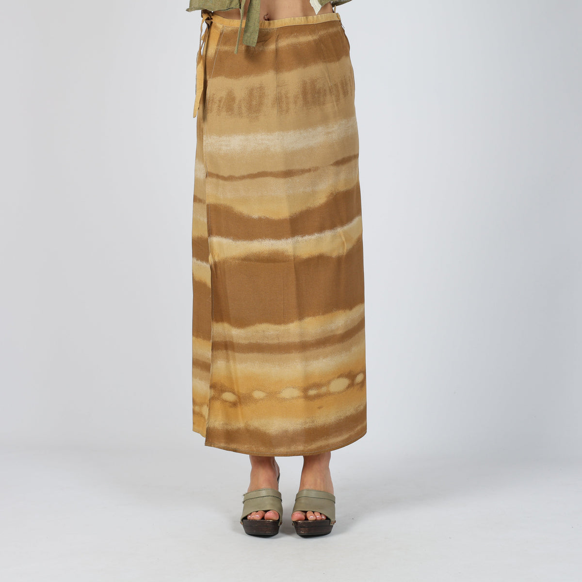 Tan 90s Made in Italy Woven Maxi Skirt (XS)