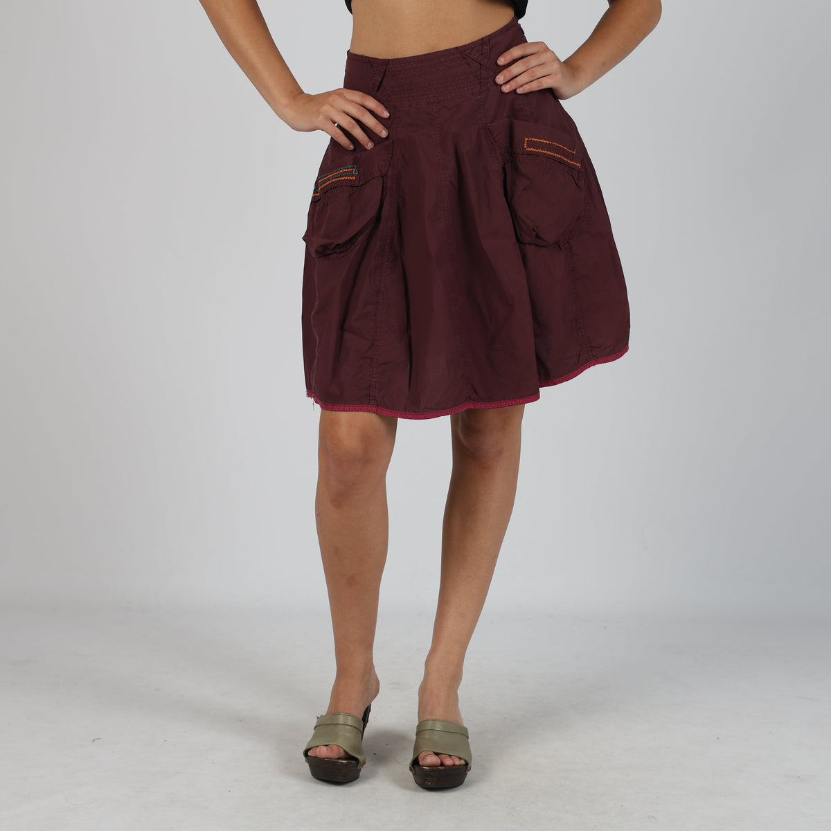 Burgundy Red Y2K PianuraStudio Woven Mini Skirt (M)