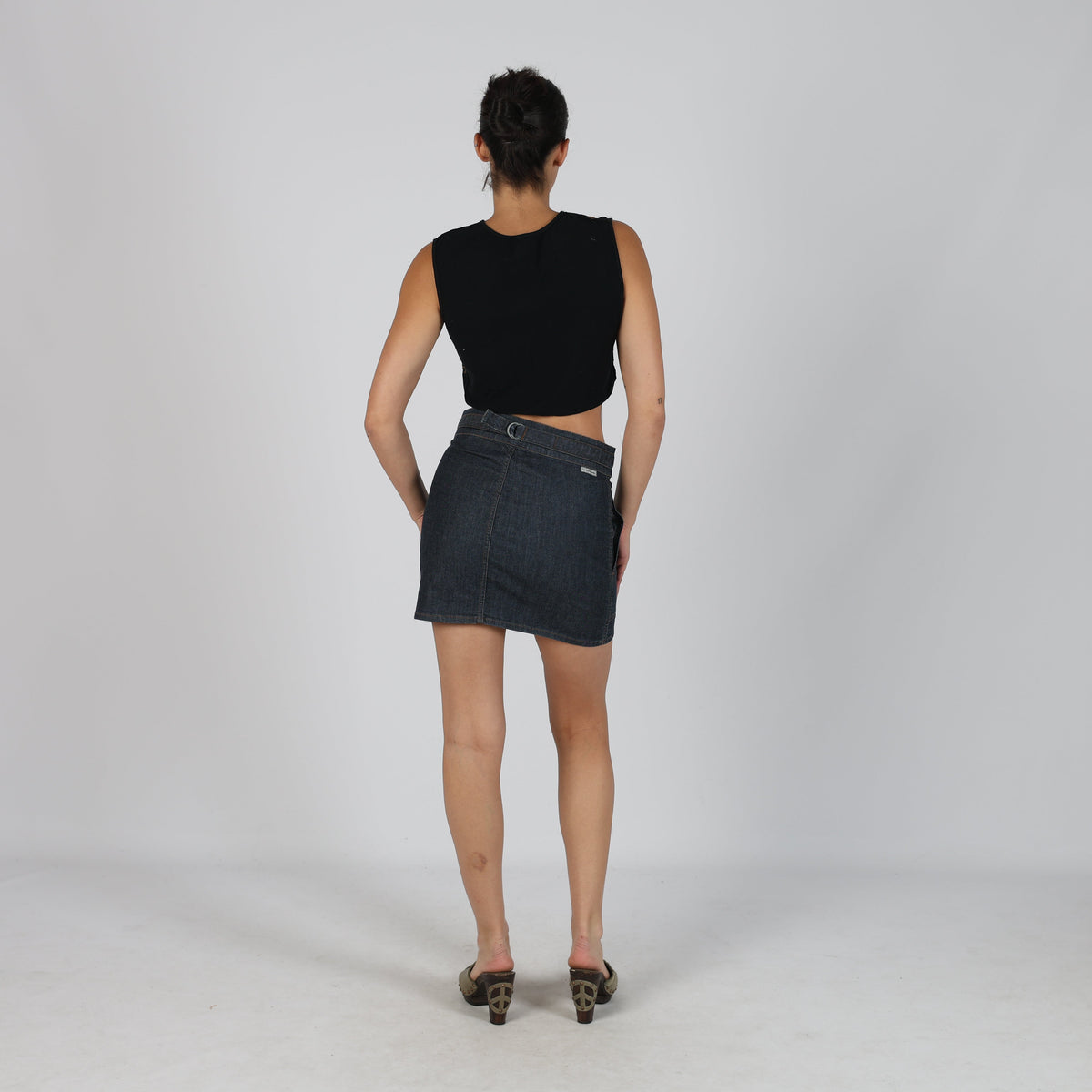 Navy Blue Y2K Calvin Klein Denim Mini Skirt (S)
