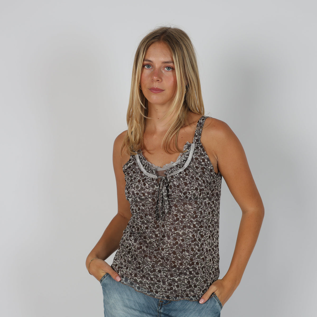Brown Y2K Bluoltre Cami (M)
