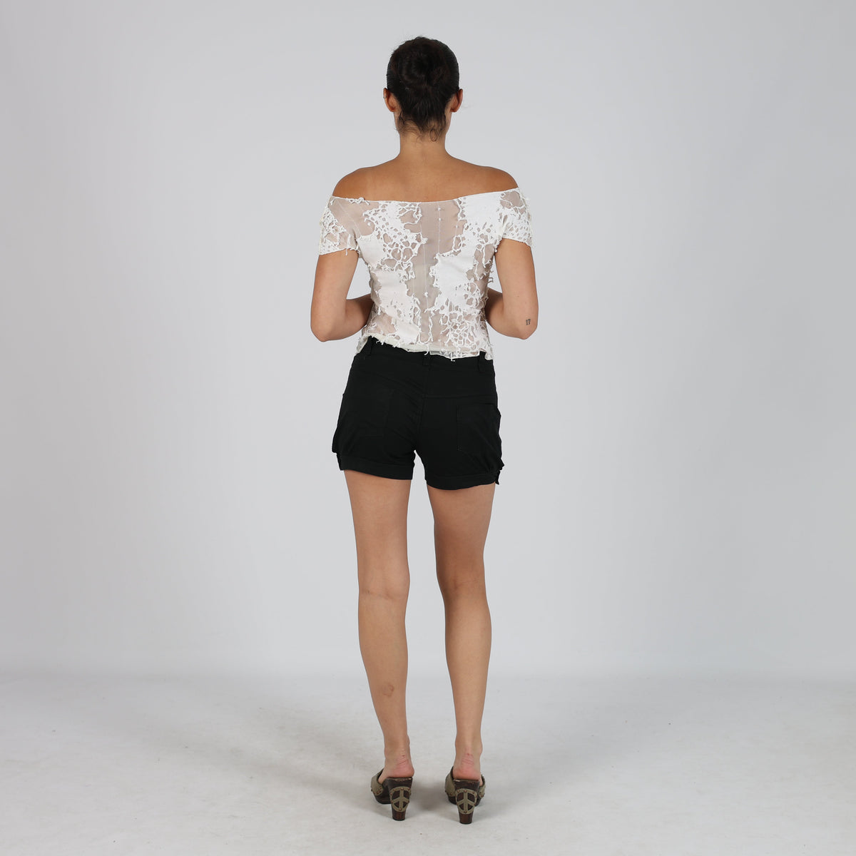 Black Y2K Made in Italy Woven Shorts (6)