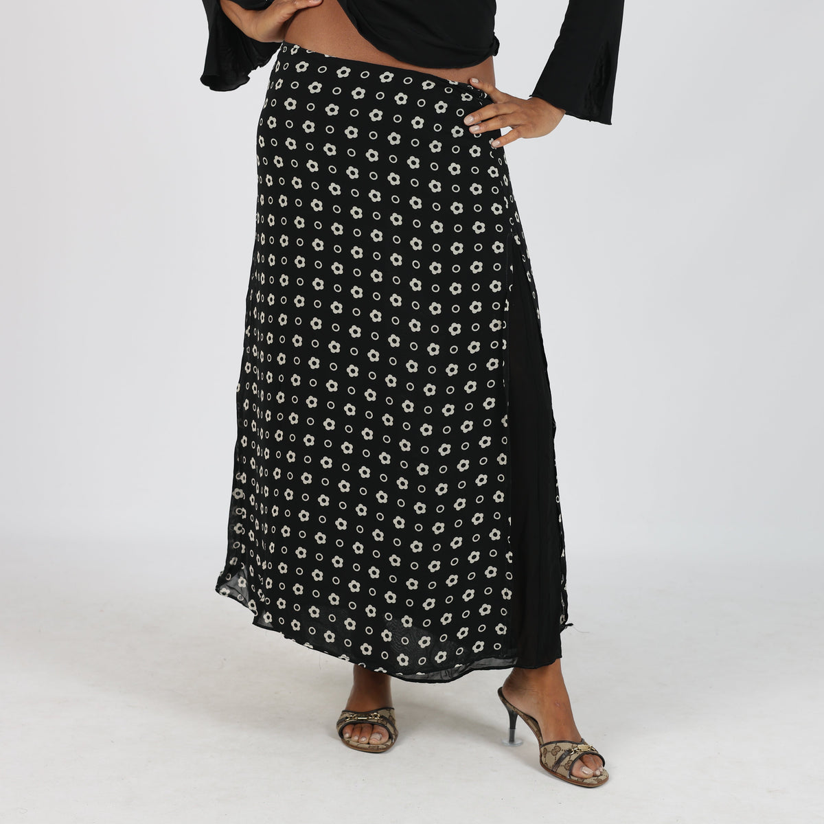 Black Y2K Made in Italy Woven Maxi Skirt (S)
