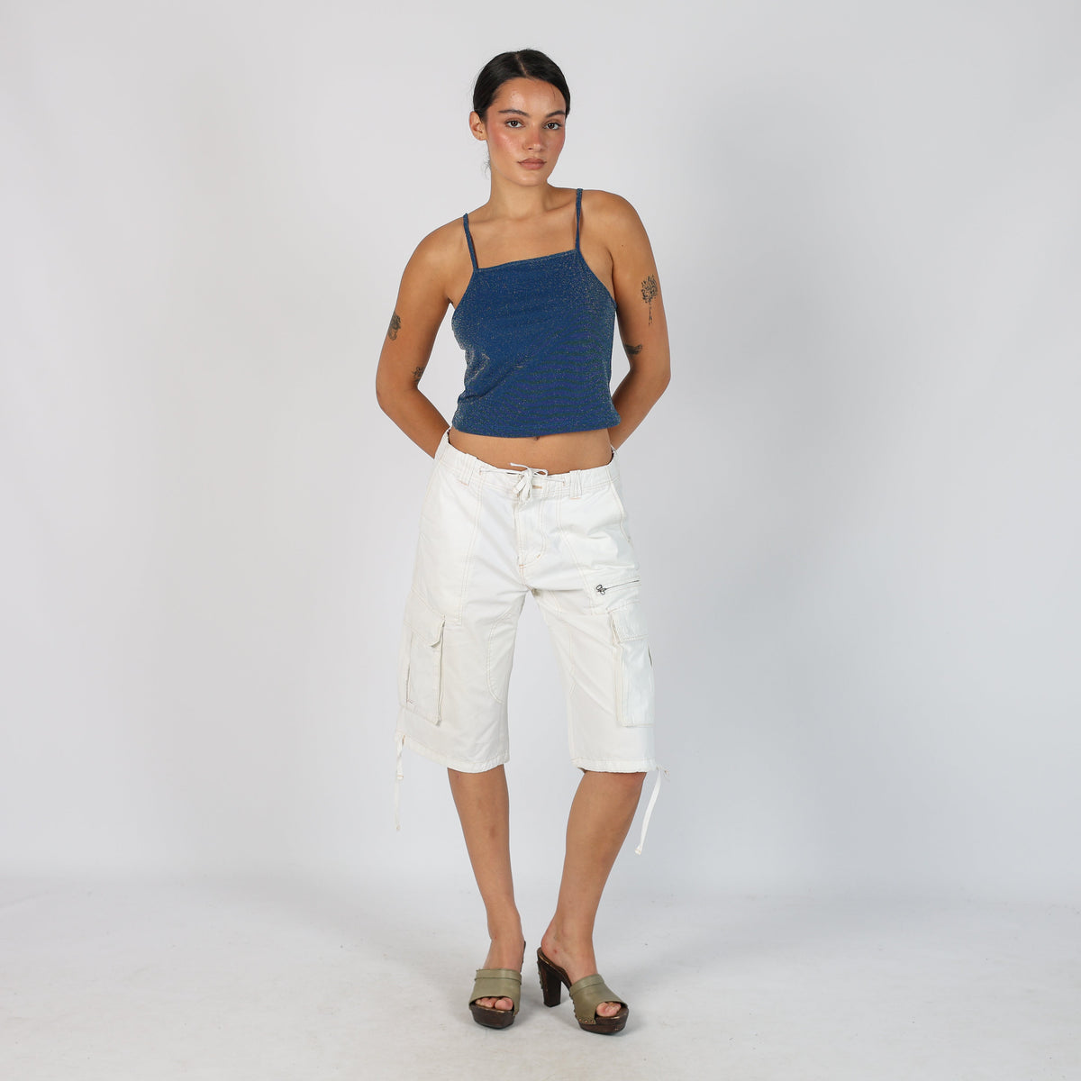 White Y2K DXL Cargo Shorts (L)