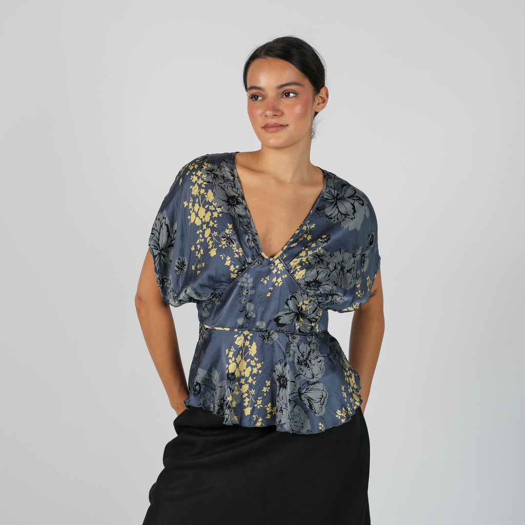 Blue Y2K Guess Blouse (L)