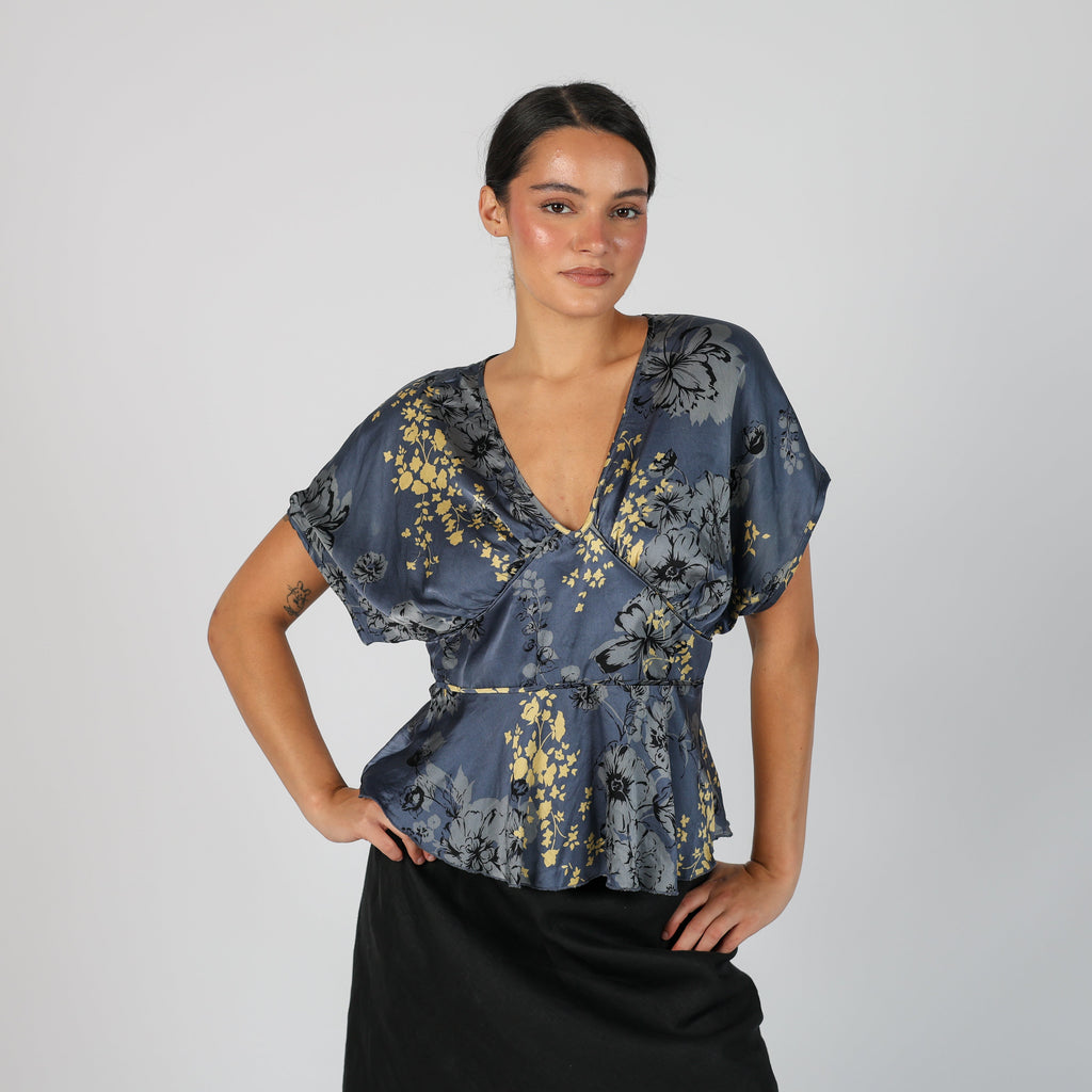 Blue Y2K Guess Blouse (L)