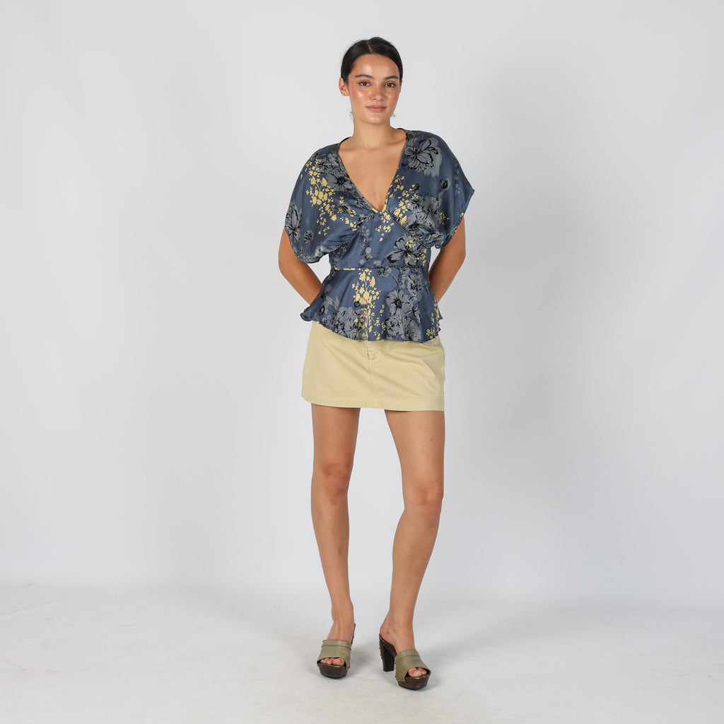Tan Y2K Made in Italy Woven Mini Skirt (XS)