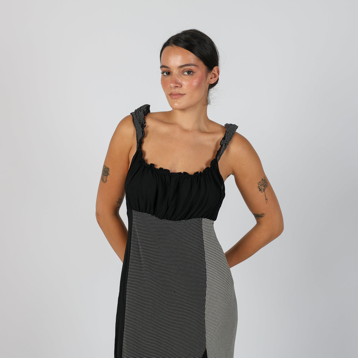Black Y2K Made in Italy Woven Midi Dress (M)