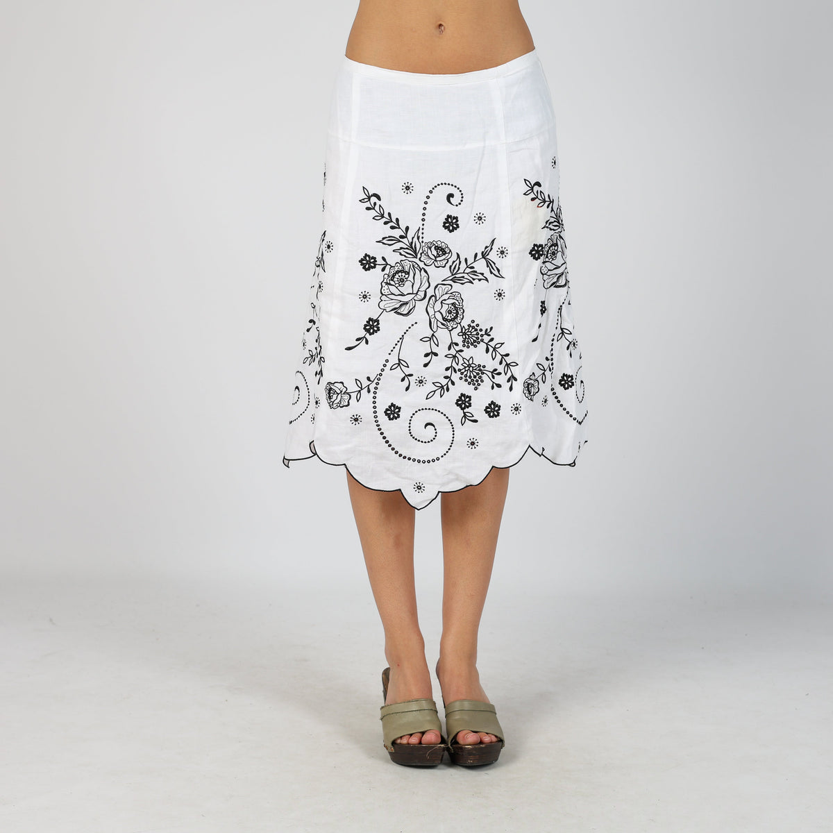 White Y2K Woven Midi Skirt (XS)