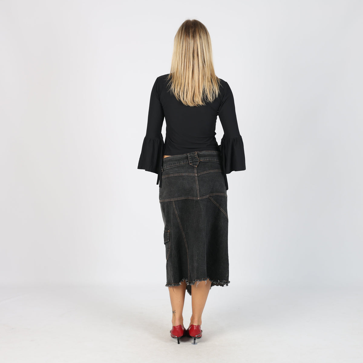 Charcoal Grey Y2K Oltre Denim Midi Skirt (L)