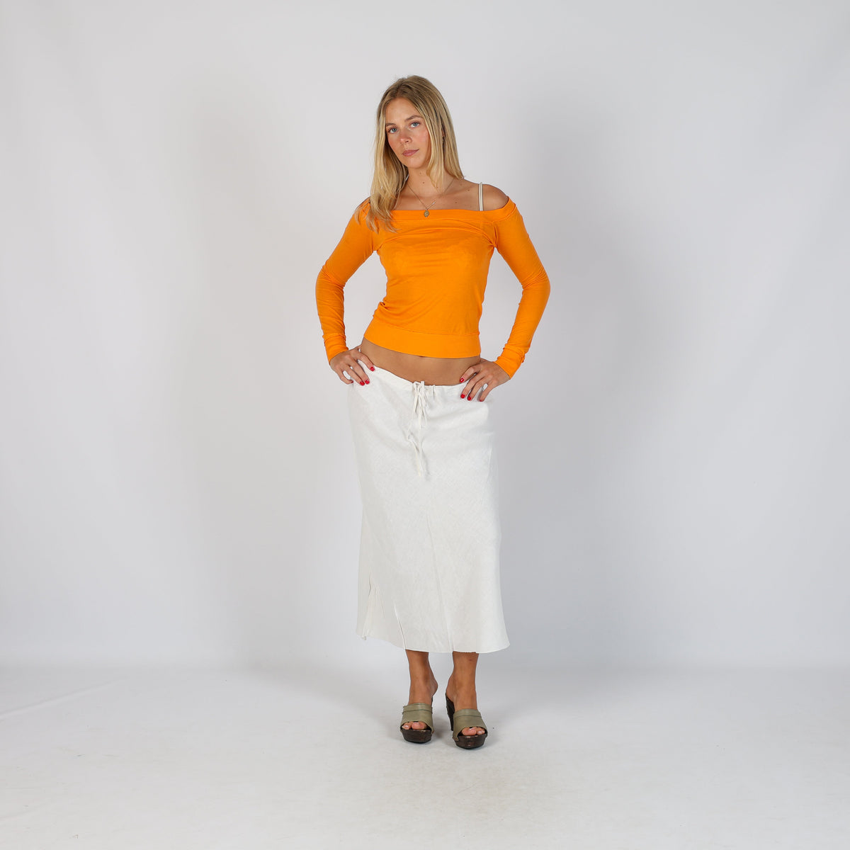 White Y2K Woven Maxi Skirt (M)