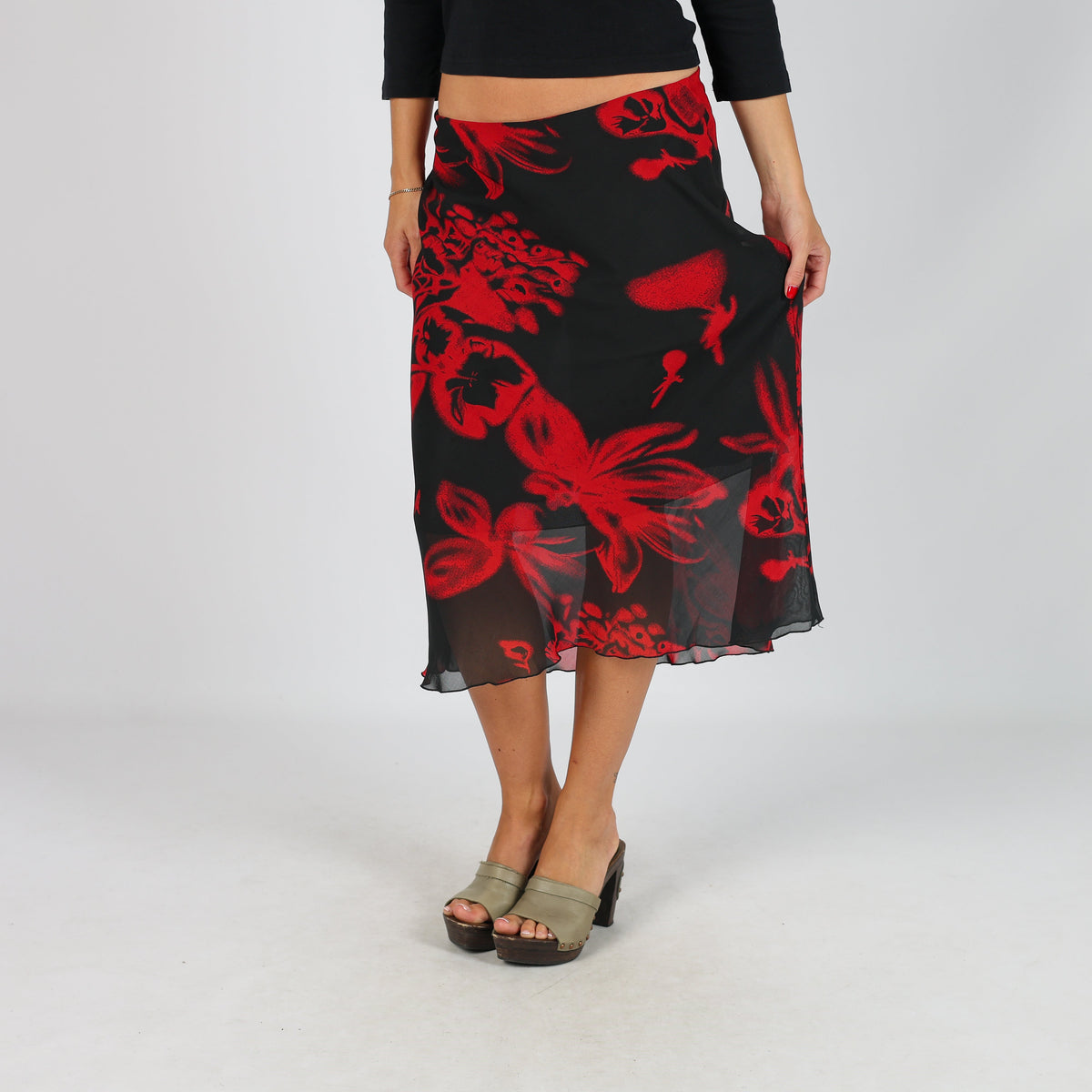 Black Y2K Made in Italy Woven Midi Skirt (S)