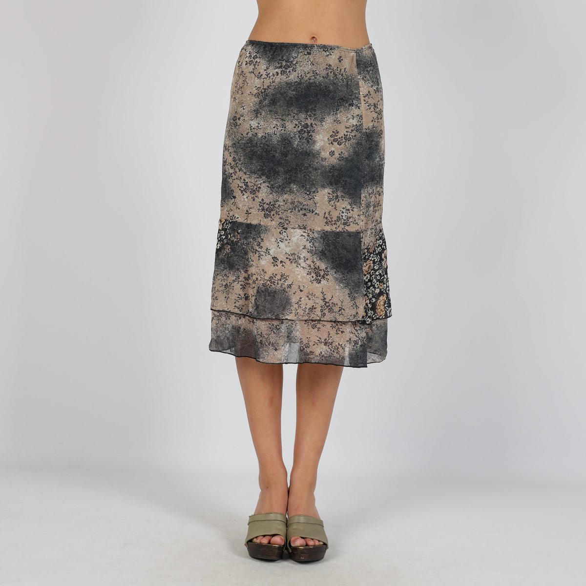Black Y2K Made in Italy Woven Midi Skirt (XS)