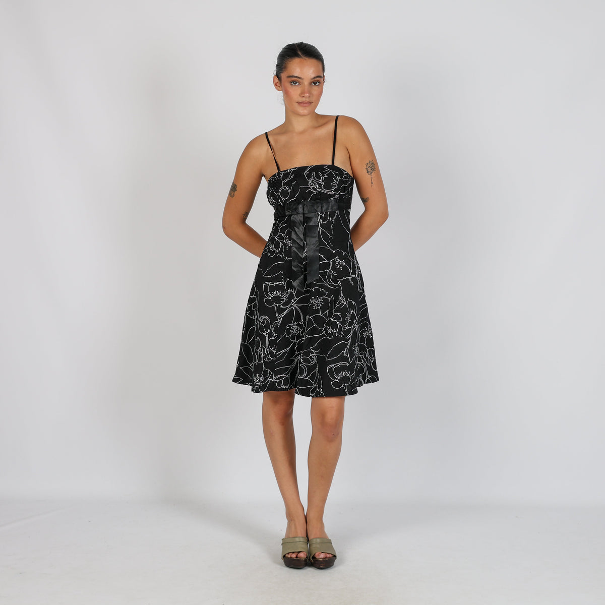 Black Y2K Made in Italy Woven Midi Dress (S)