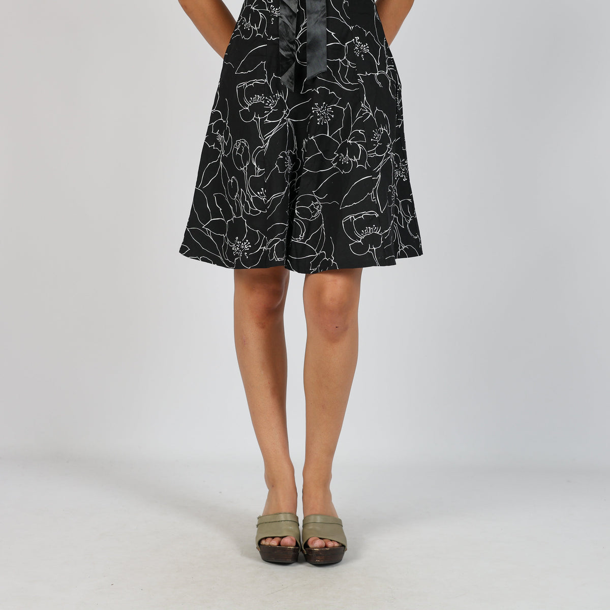 Black Y2K Made in Italy Woven Midi Dress (S)