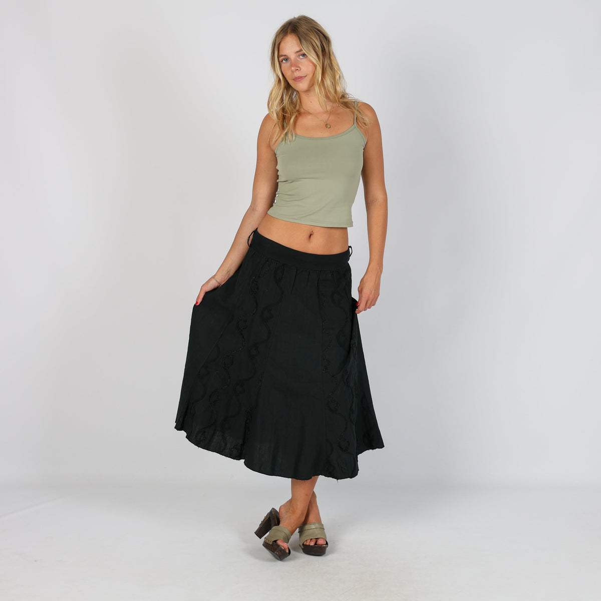 Black Y2K Woven Midi Skirt (XS)