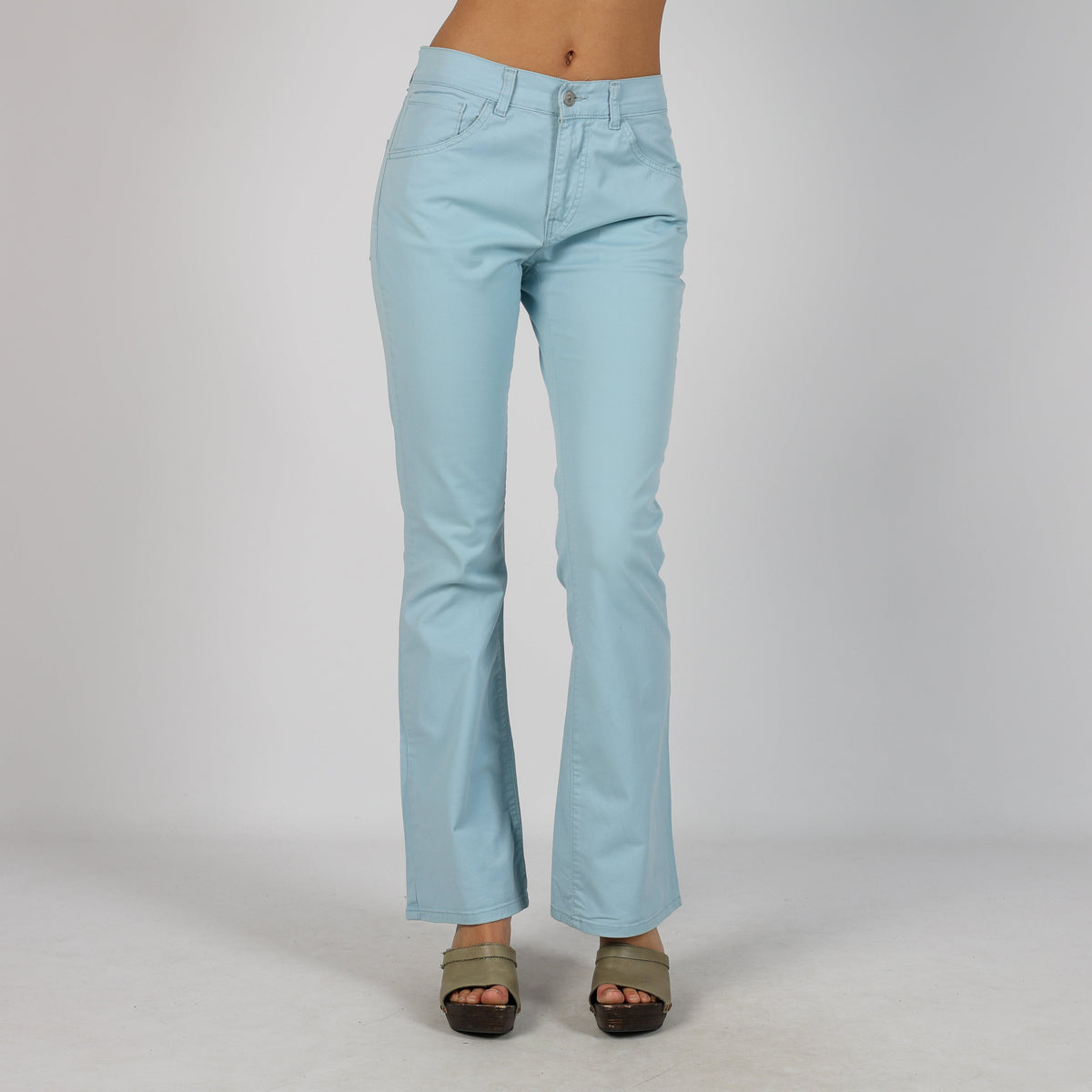 Light Blue Y2K Levi's Bootcut Jeans (S)