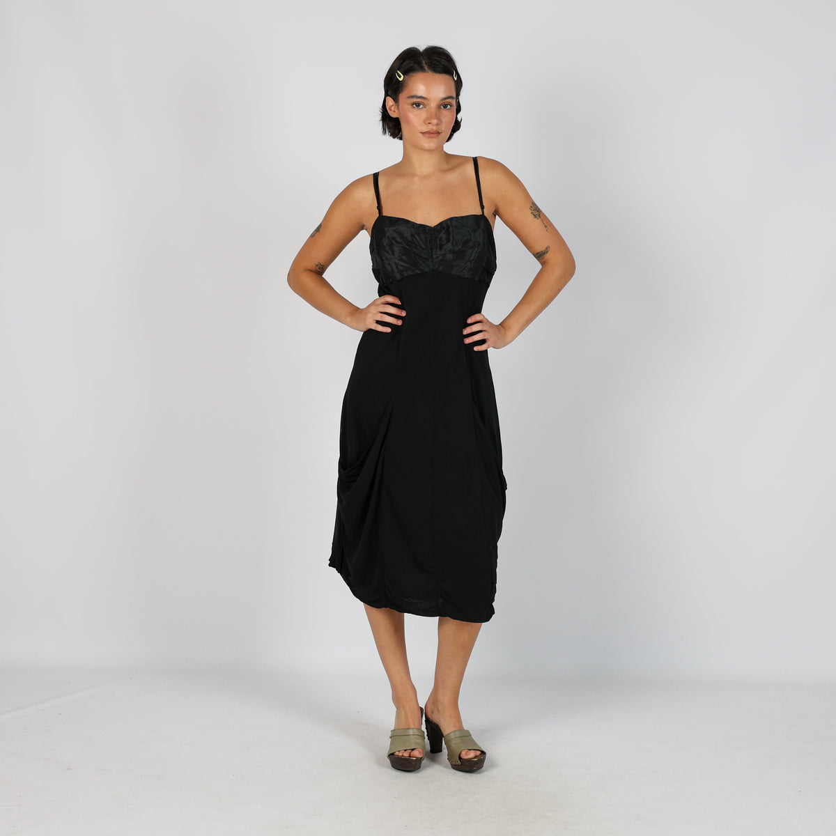 Black Y2K Siste's Woven Midi Dress (M)