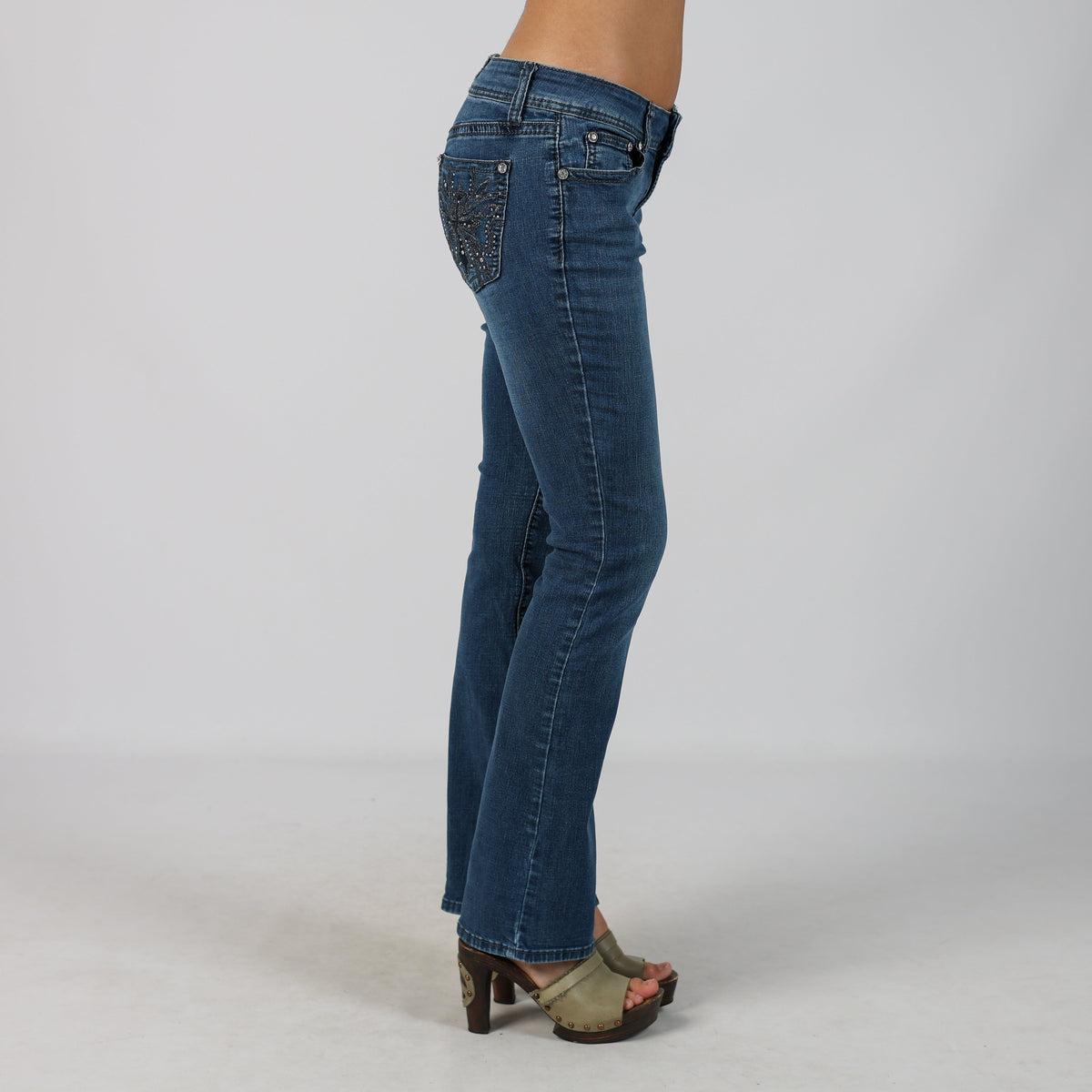 Blue Y2K APT. 9 Bootcut Jeans (S)