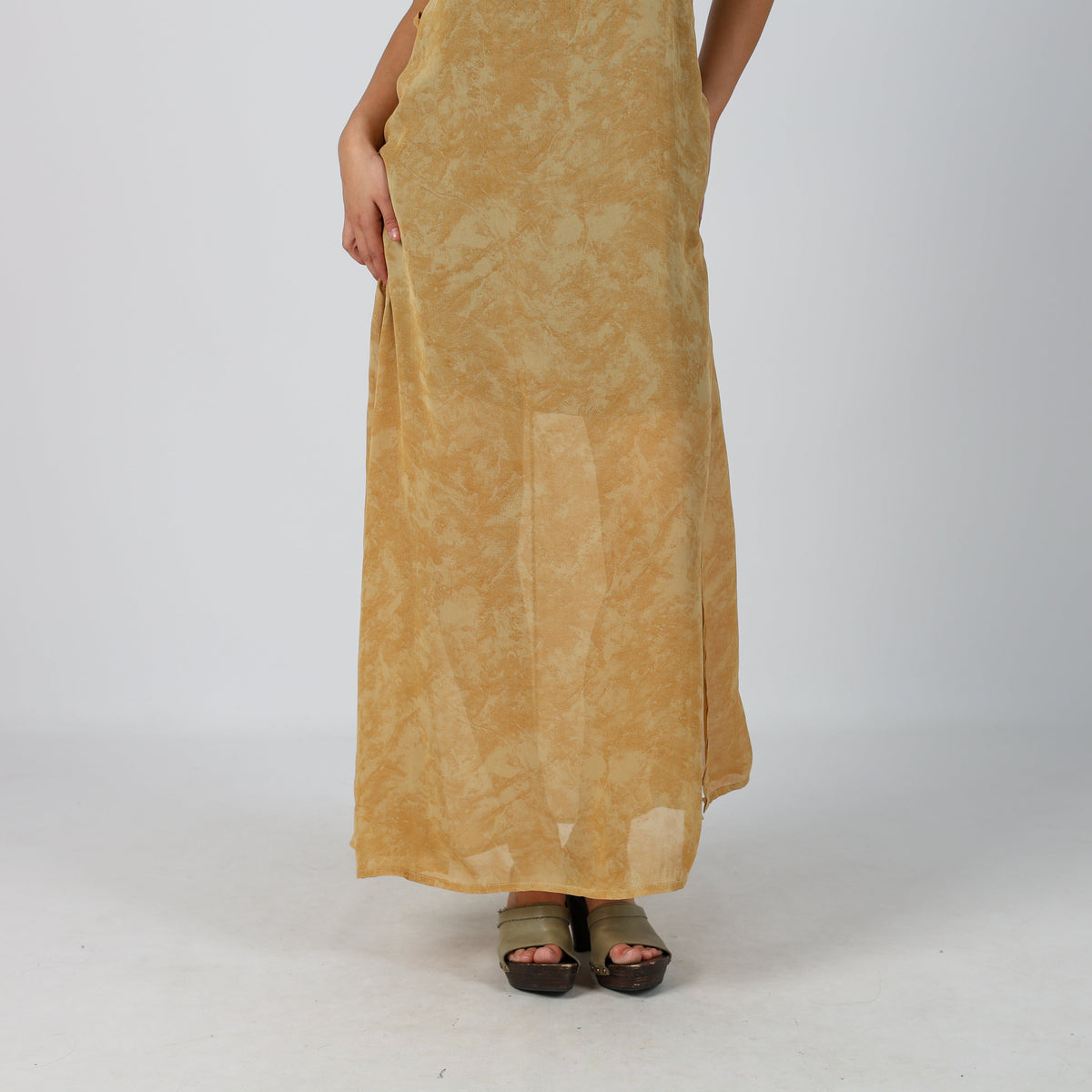 Tan Y2K Woven Maxi Dress (M)
