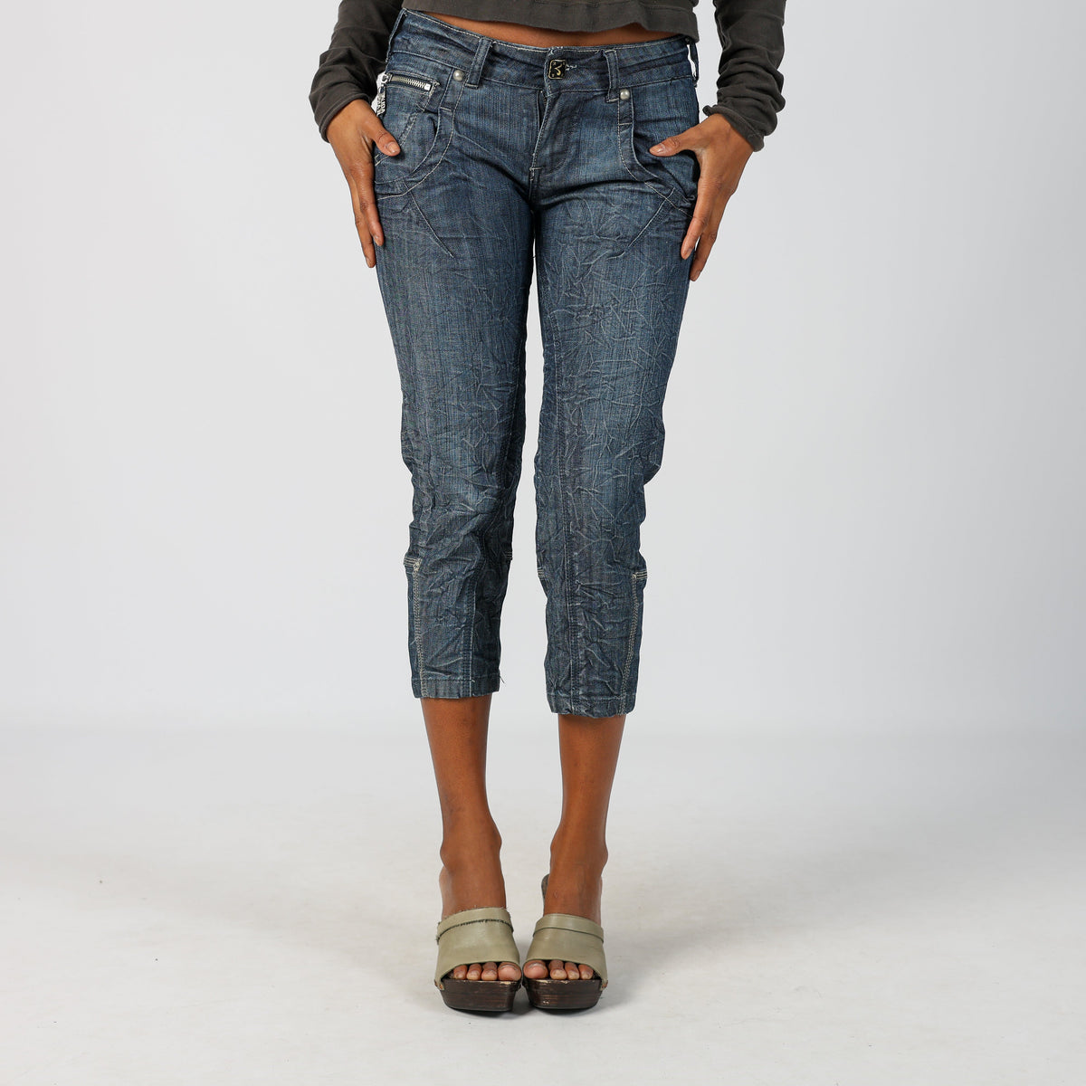 Blue Y2K 3/4 Jeans (S)