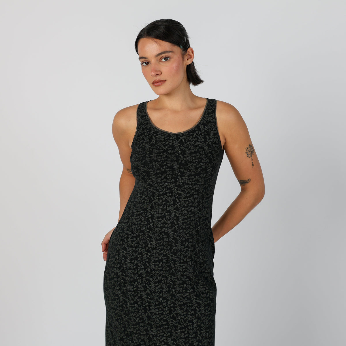 Black Y2K Woven Midi Dress (S)