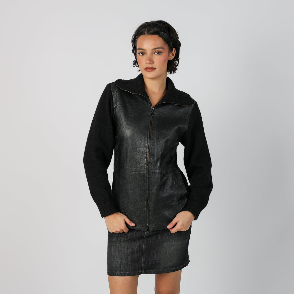 Black 90s PennyPull Leather Jacket (S)