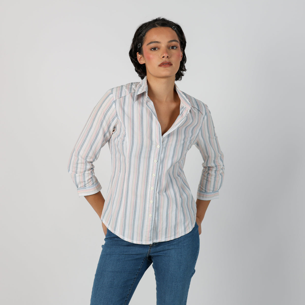 Ivory Y2K Levi's Shirt (S)
