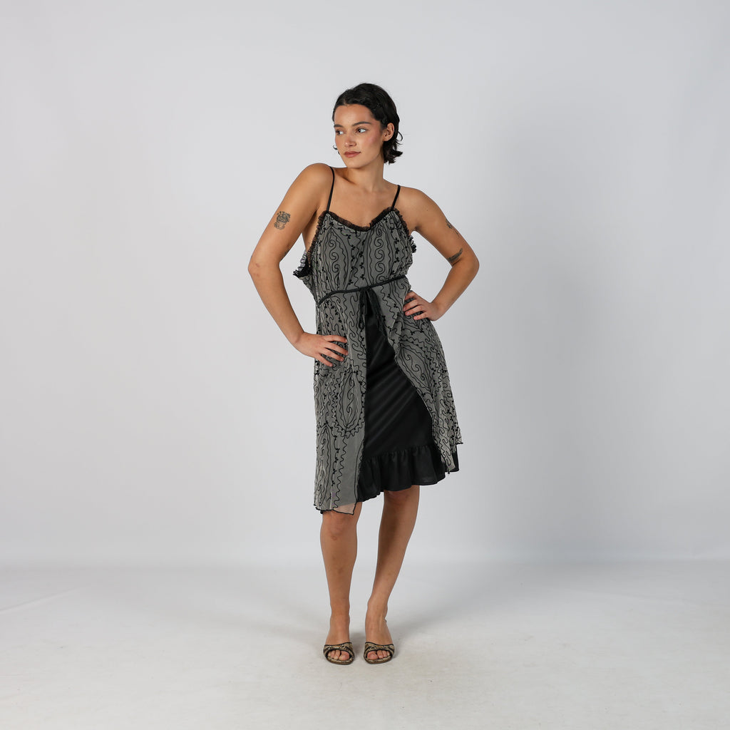 Black Y2K Woven Midi Dress (L)