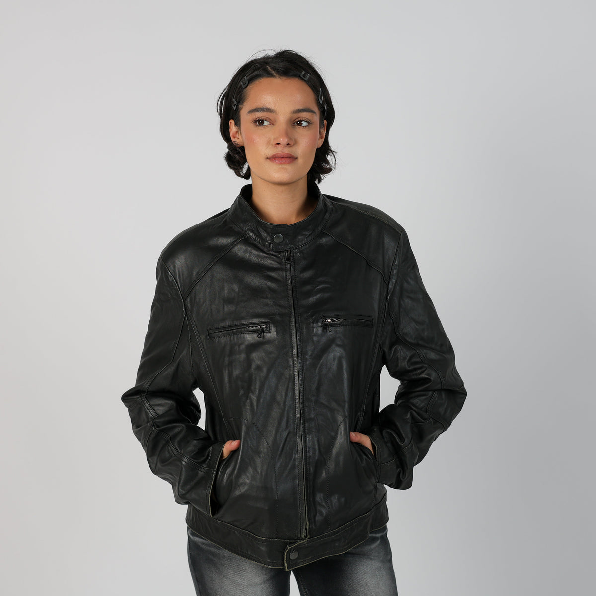 Black Y2K Made in Italy Leather Jacket (L)