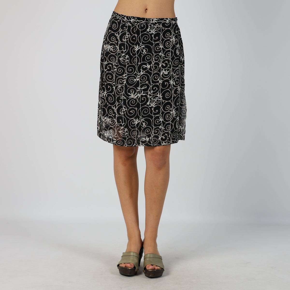 Black Y2K Made in Italy Woven Midi Skirt (S)