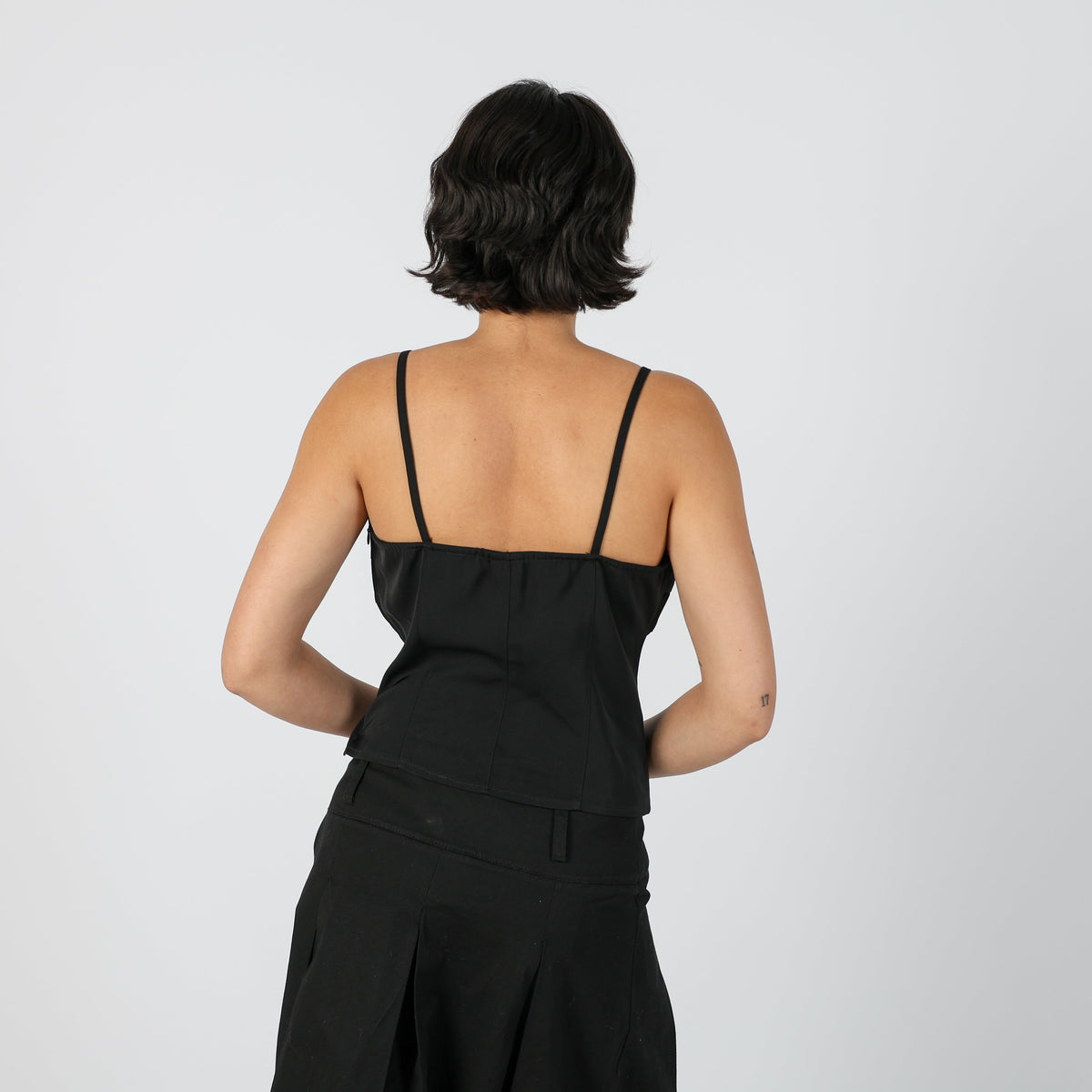 Black Y2K Cami (M)