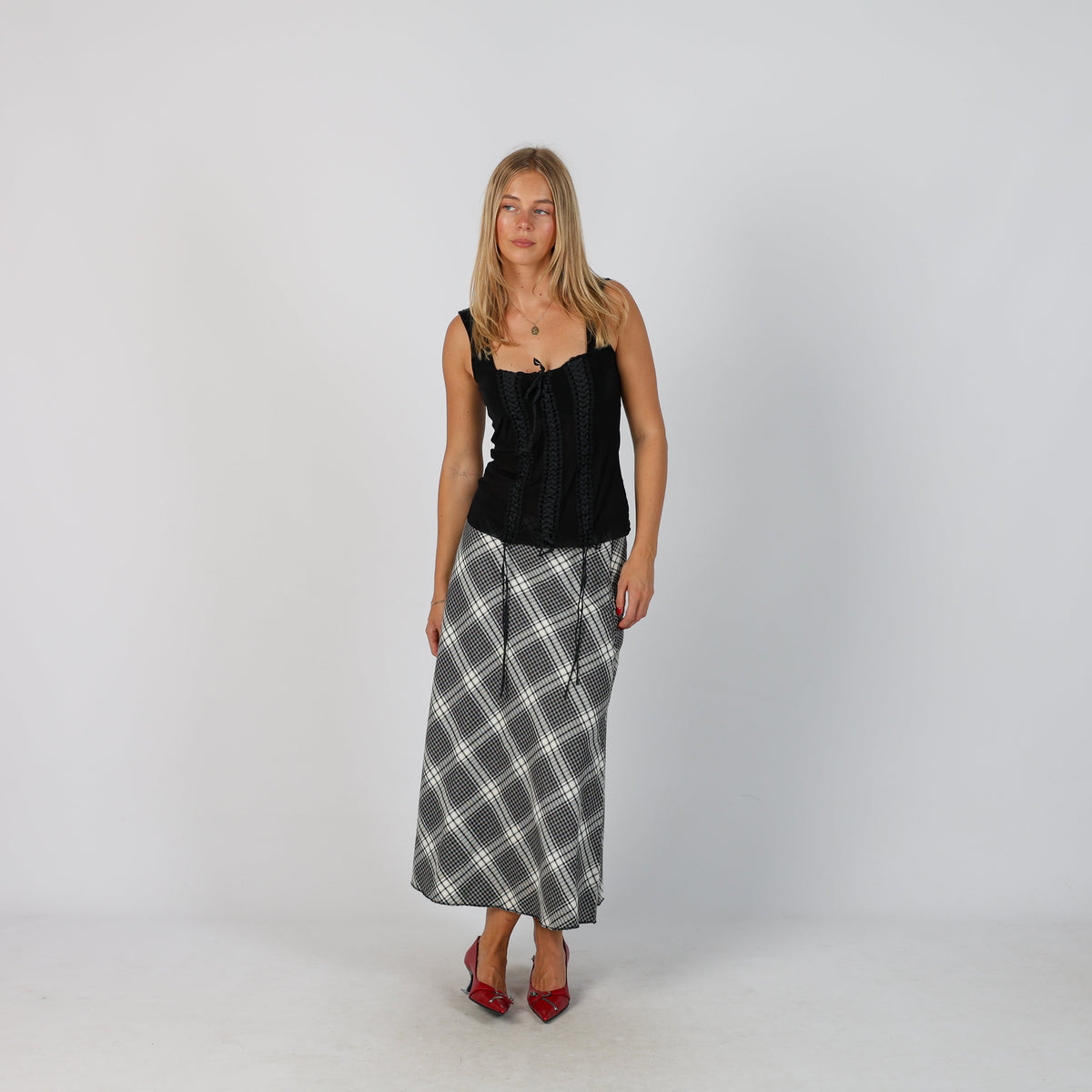 Black Y2K Made in Italy Woven Maxi Skirt (S)