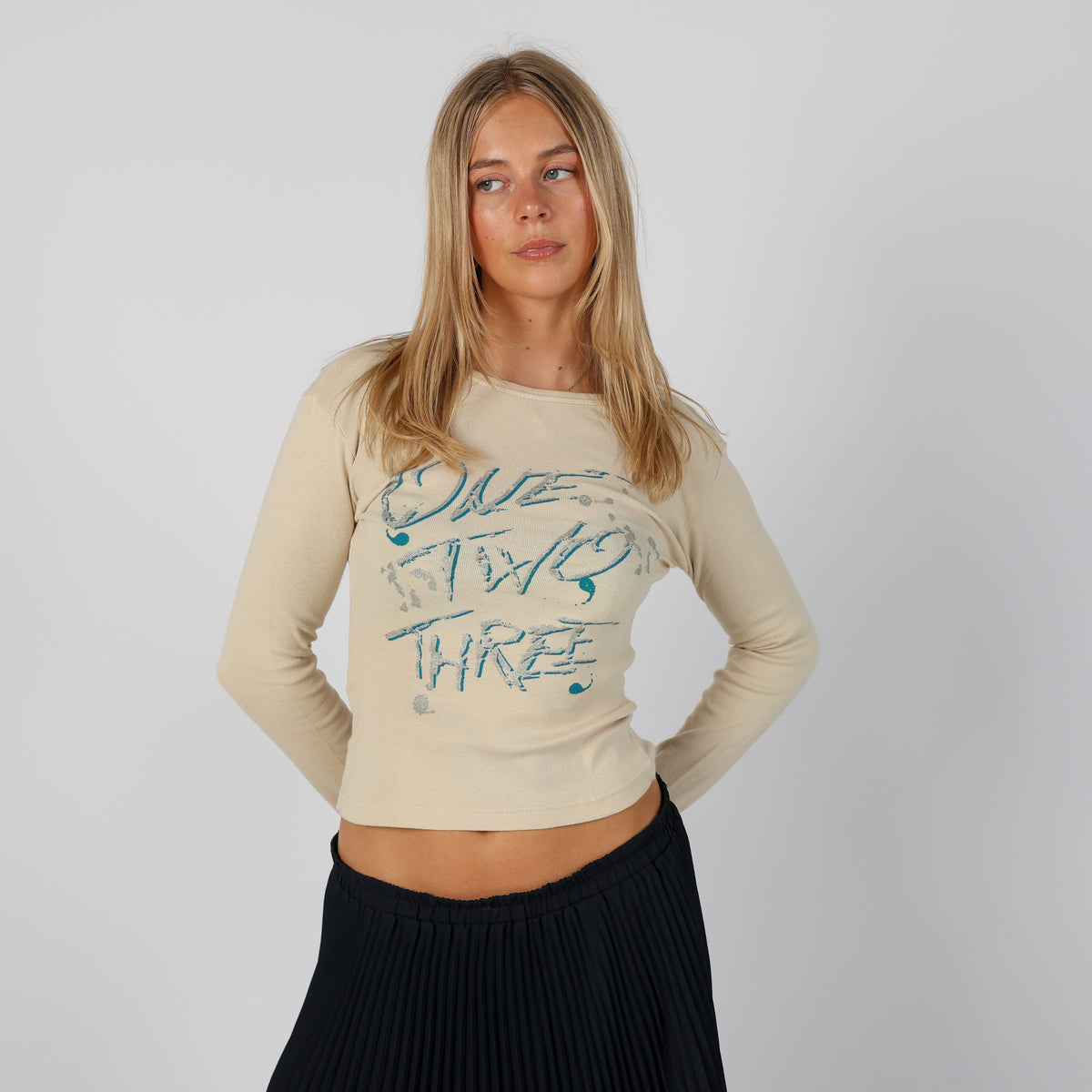Cream Y2K Made in Italy Long Sleeve Top (XS)