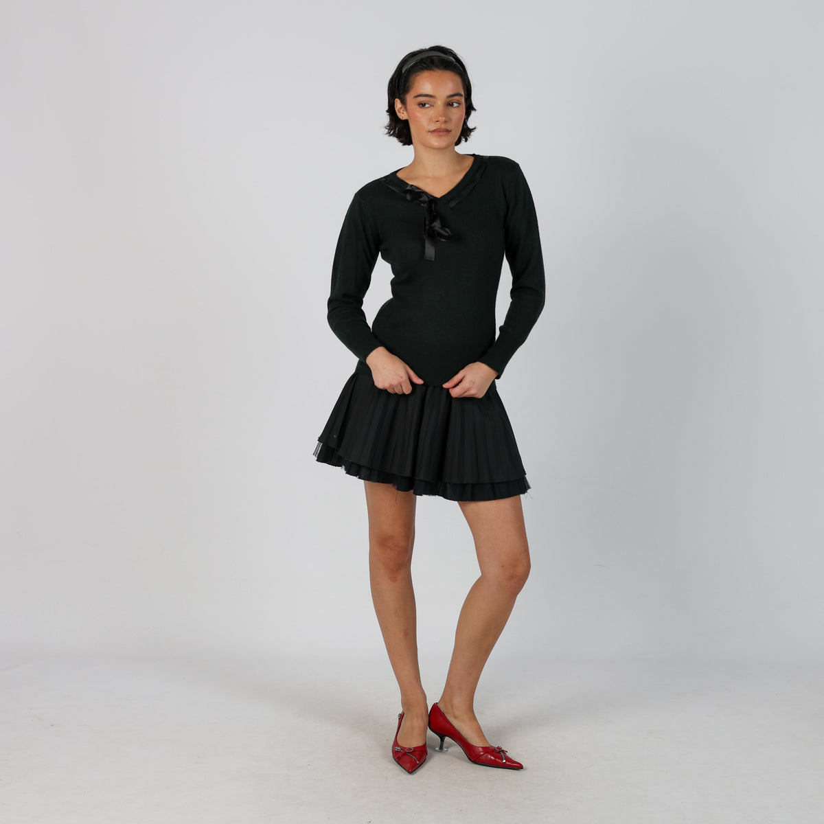 Black Y2K Woven Mini Skirt (6)