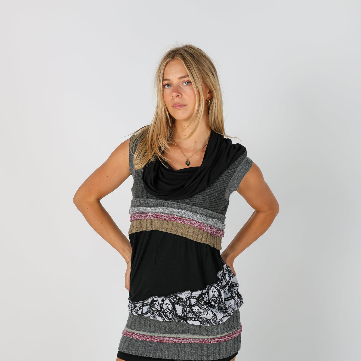 Black Y2K Knitted Mini Dress (S)