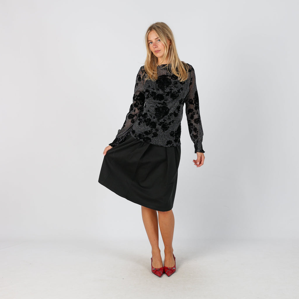 Black Y2K Woven Midi Skirt (S)