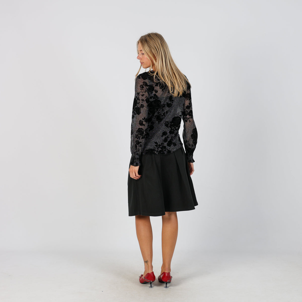 Black Y2K Woven Midi Skirt (S)