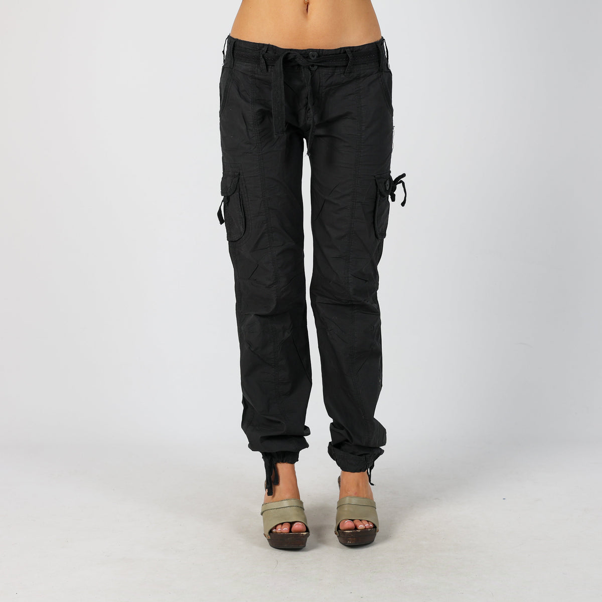Black Y2K Cargo Pants (S)