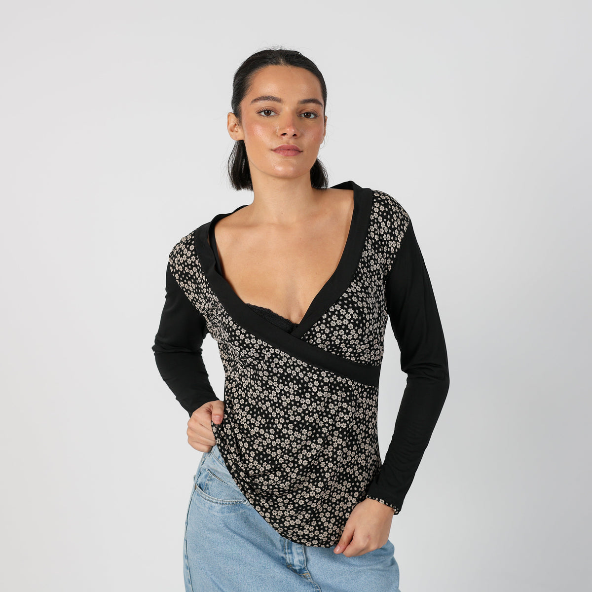 Black Y2K Long Sleeve Top (S)