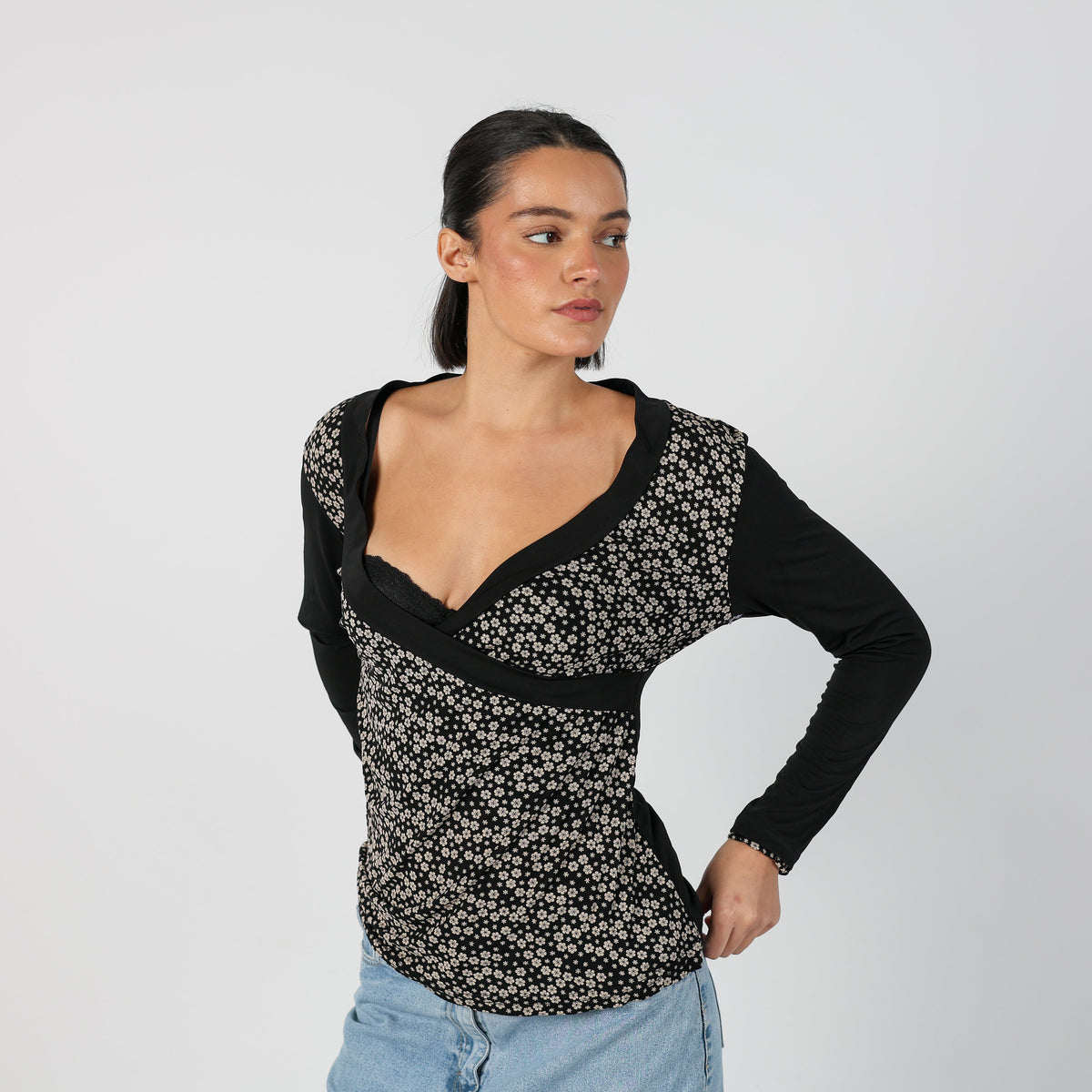Black Y2K Long Sleeve Top (S)