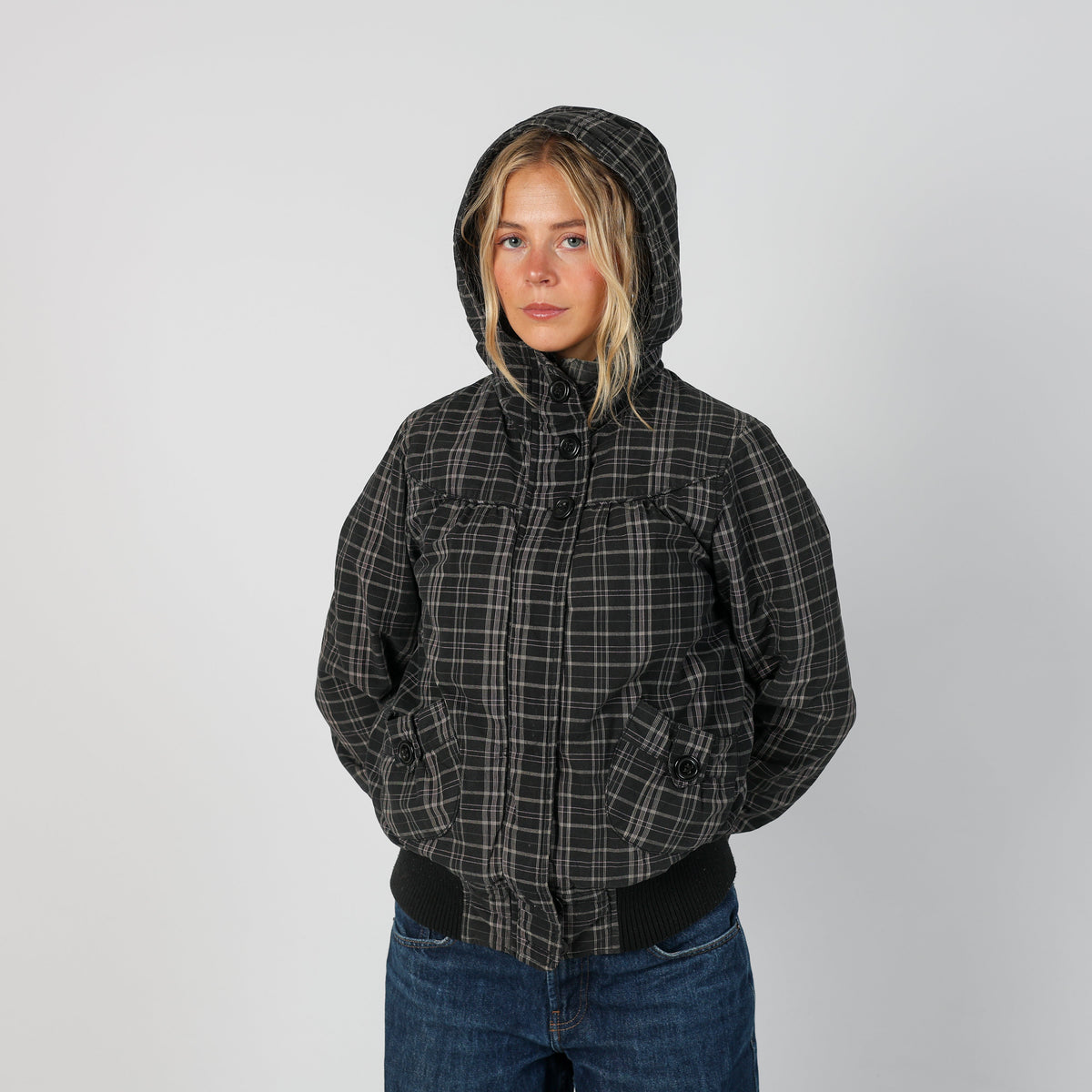 Black Y2K Fish Bone Puffer Jacket (M)