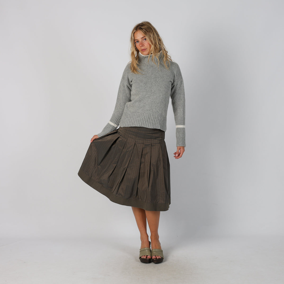 Bronze Y2K Seventy Woven Midi Skirt (M)